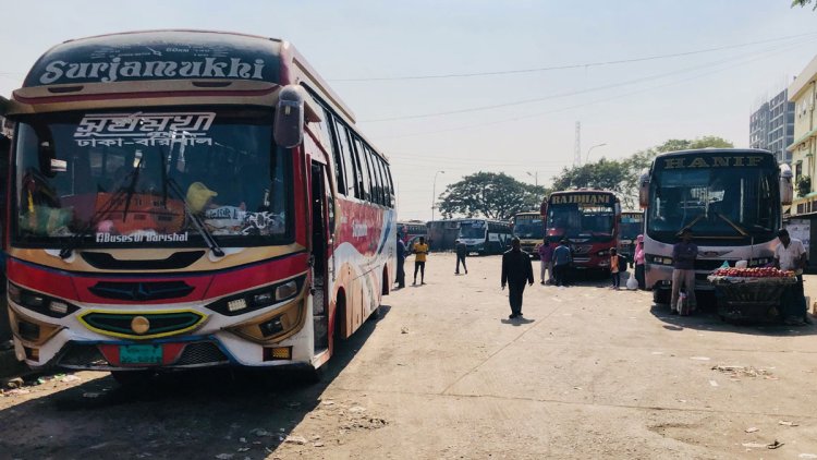 আতঙ্কে যাত্রী কমেছে দূরপাল্লার বাসে