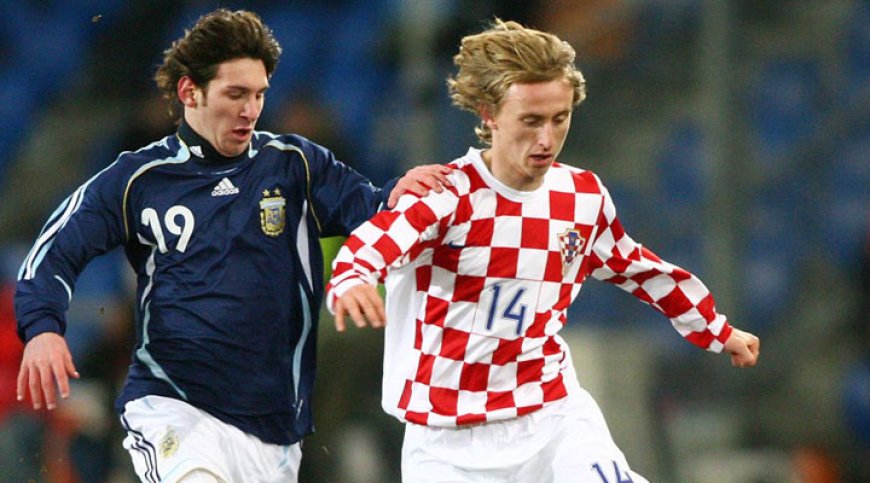 Messi - Modric: The fight the world is watching