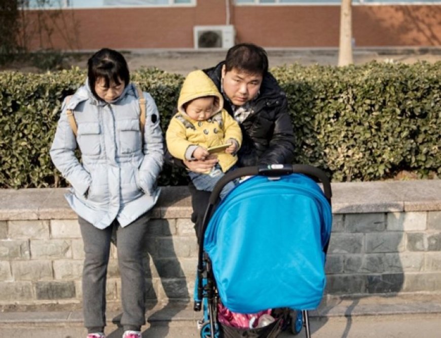 China's population fell for the first time in 60 years