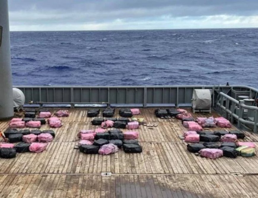 3.2 tons of cocaine found floating in the Pacific Ocean