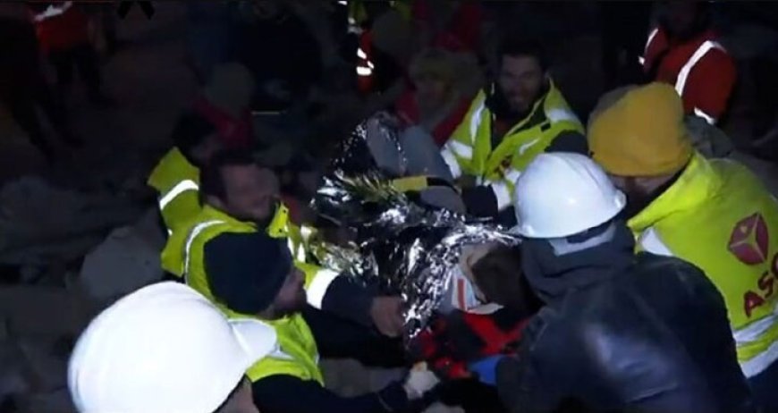 About 5 days after the earthquake, 3 brothers were rescued from the rubble