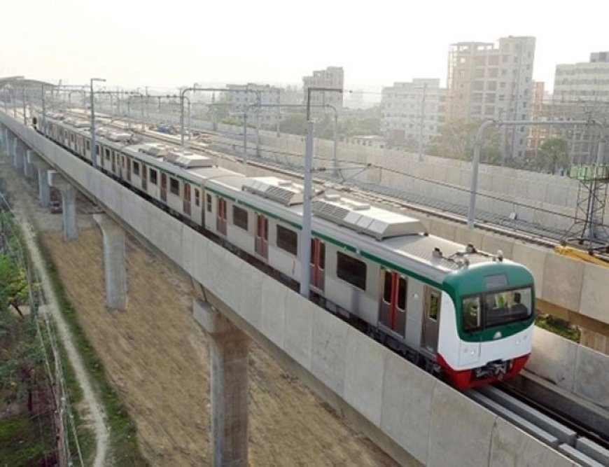 Kites are stuck on metro lines, trains are running on single line