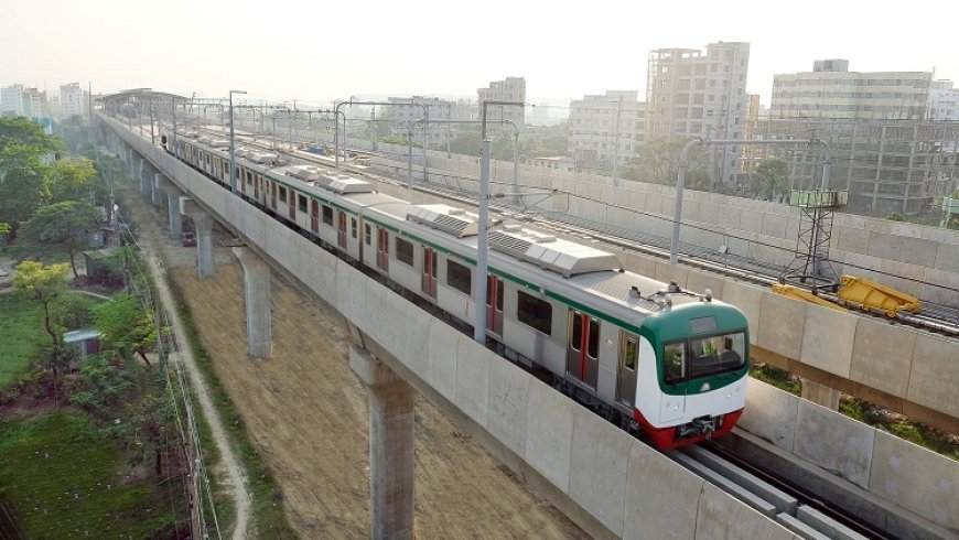 Metro's electric wire kites, trains running on single lines